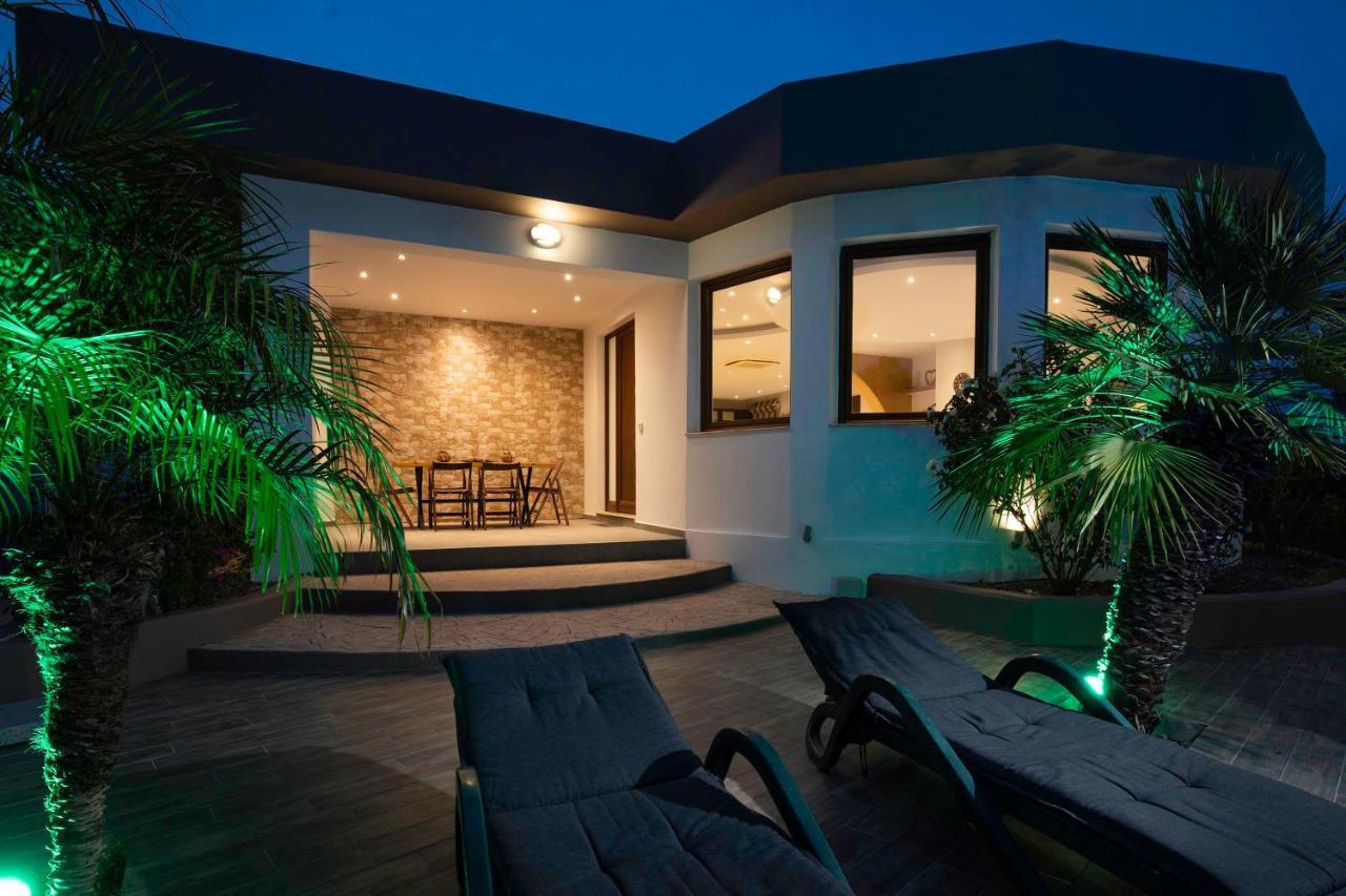 Maia Luxury Pool Villa Afantou Luaran gambar