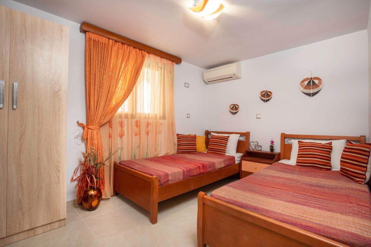 Maia Luxury Pool Villa Afantou Luaran gambar